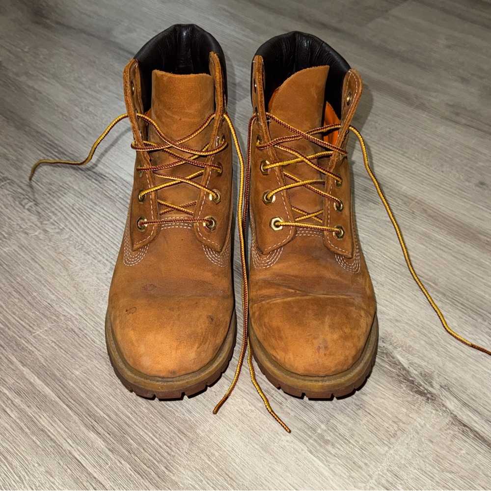 Timberland Women’s Tan Leather Boots